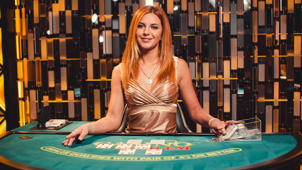 What Is a Casino Welcome Bonus? Panalobet Guide PH